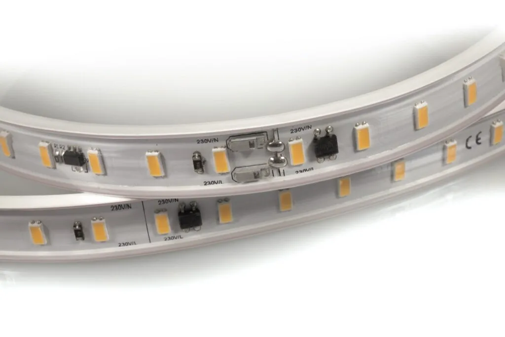סטריפ LED 14W/m 230V IP65 — HV07250