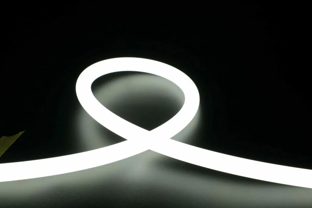 נאון סטריפ LED 11W/m IP65 — NT1811 360° strip NEON LED TUBE